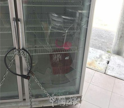 Penang's Community Fridge Cancelled After M'sians Destroyed It In Just 4 Months - World Of Buzz 2