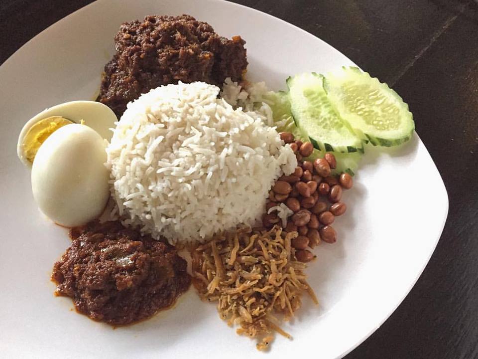 This Bangsar Restaurant Owner Is Serving Some Unique Nasi Lemak Dishes For Free! - World Of Buzz 1