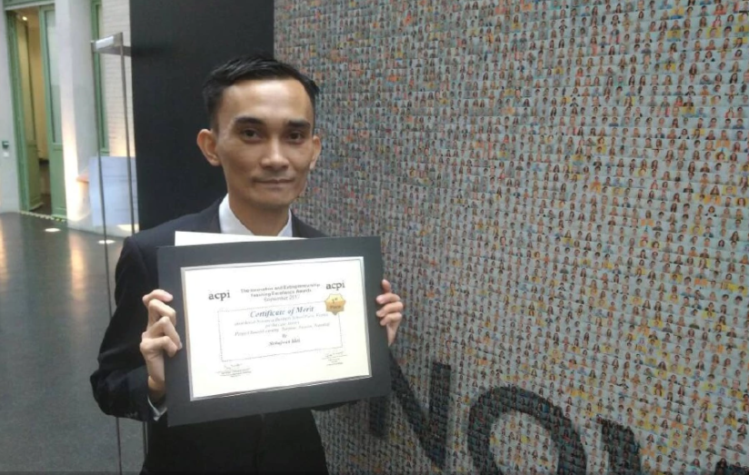 Young M'sian Teacher Wins Prestigious International Teaching Award - World Of Buzz