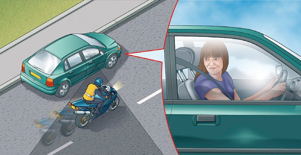 16 Basic Traffic Rules Malaysians Always Do WRONG! - WORLD OF BUZZ 1