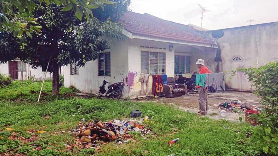 5 Children Lives In This House With Their Parents And 4 Other Adults - World Of Buzz