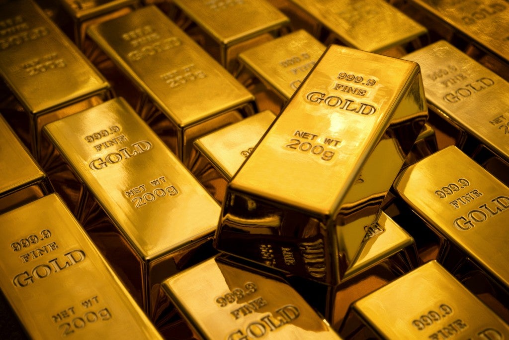 Chinese Airport Authorities Arrested Man with Butt-Load of Gold, LITERALLY! - WORLD OF BUZZ 1