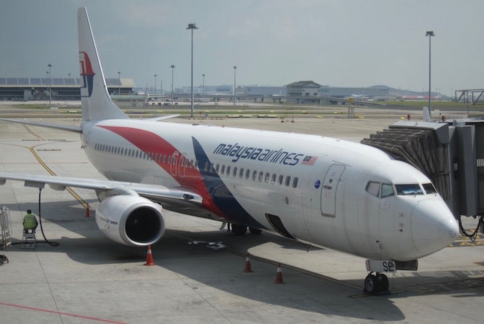 Malaysia Airlines Flight Makes U-Turn to London Due to No Running Water in Toilets - WORLD OF BUZZ