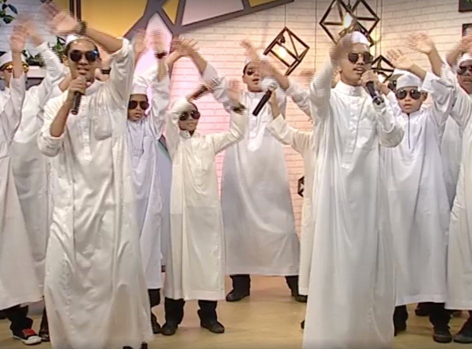 Malaysian Religious School Students Form a Rap Group...and They're Pretty Good! - WORLD OF BUZZ 5