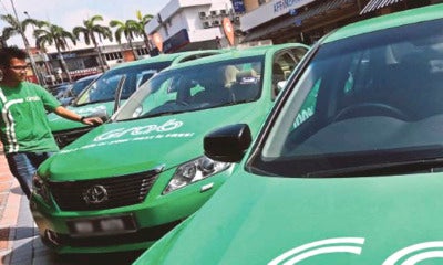 Malaysian Uni Students Rate Grab/Uber Drivers By Car Brand Instead Of Riding Experience - World Of Buzz