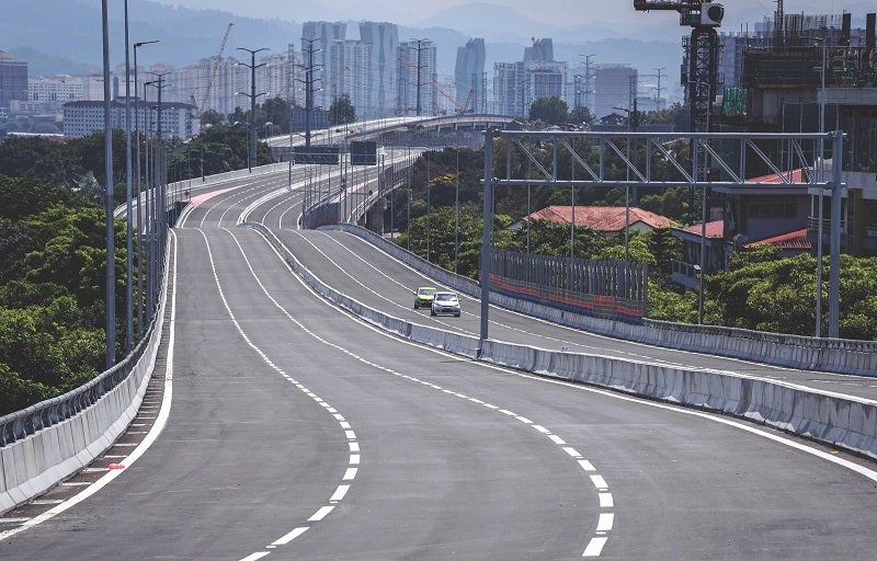 Malaysians Can Drive Toll-Free Through New Sri Damansara Link Until Next Month! - WORLD OF BUZZ