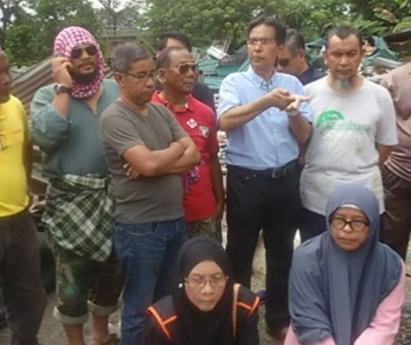 Malaysians Had Their Homes Demolished Despite Stop Orders From Authorities - WORLD OF BUZZ