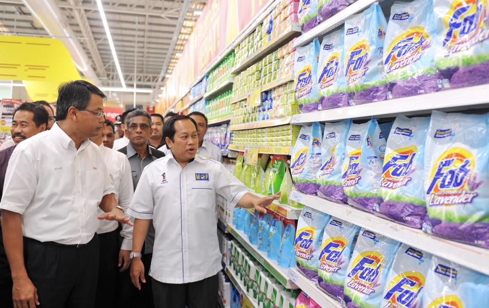 M'sian Minister Says Increased Cost Of Living Not Caused Solely By Gst - World Of Buzz 1