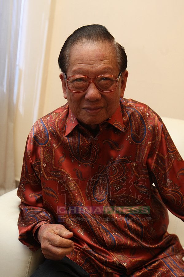 One Of Malaysia's Wealthiest Tycoon Worth Rm8.45Billion Sadly Passes Away - World Of Buzz 4