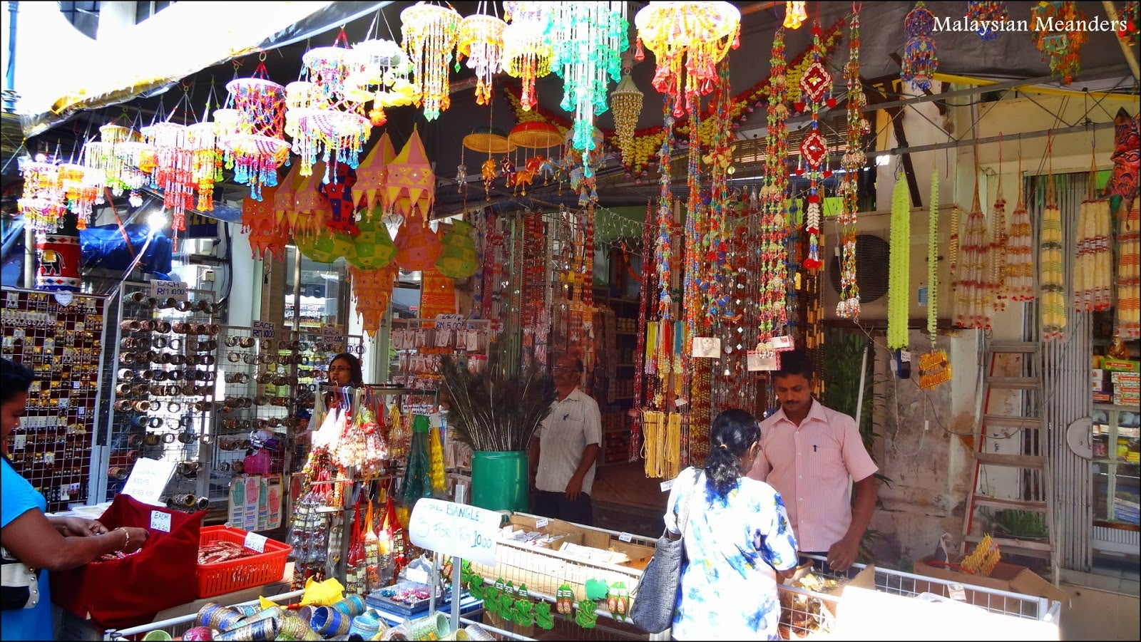 Penang Deepavali Bazaar Stalls Not Allowed to Set Up Despite Having Permits - WORLD OF BUZZ 1