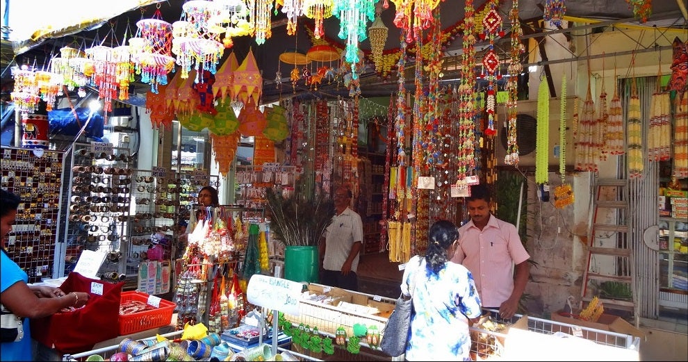 Penang Deepavali Bazaar Stalls Not Allowed To Set Up Despite Having Permits - World Of Buzz 2