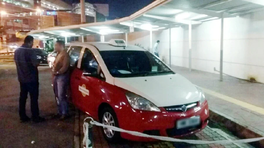 Taxi Driver Detained For Charging Rm950 For 10Km Trip - World Of Buzz
