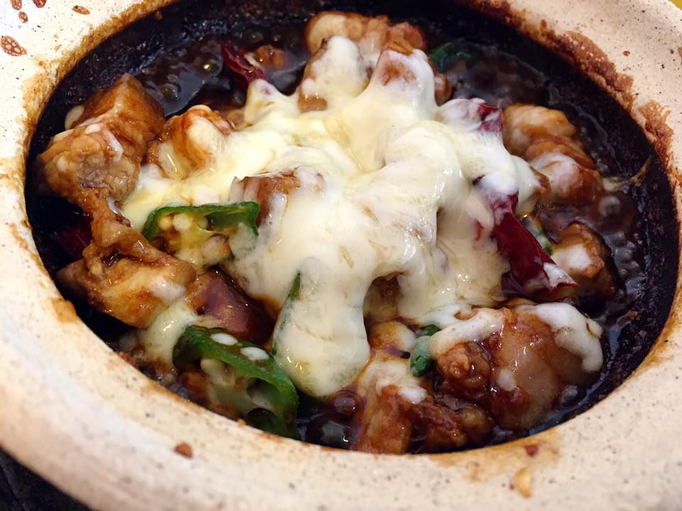 There's a Stall in KL that Serves Mouthwatering Gooey Cheese Bak Kut Teh! - WORLD OF BUZZ 6