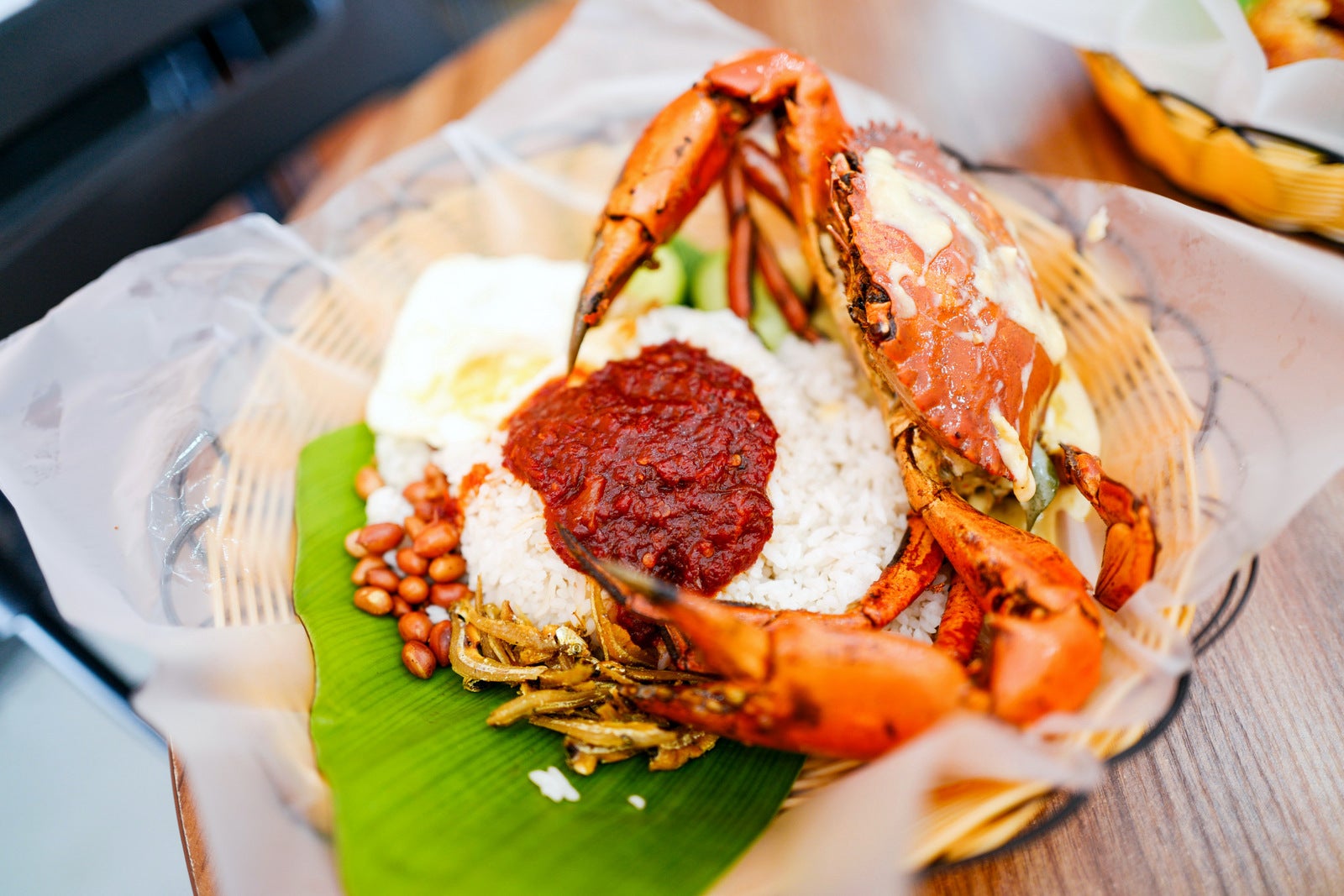 This M'sian Restaurant Offers Yummy Nasi Lemak Lobster & Crab Starting from RM20! - WORLD OF BUZZ 3