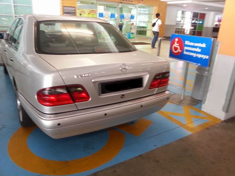 8 Parking Sins Every Malaysian Really Needs To Stop Doing - World Of Buzz 1