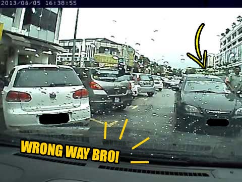 8 Parking Sins Every Malaysian Really Needs to STOP Doing - WORLD OF BUZZ 3