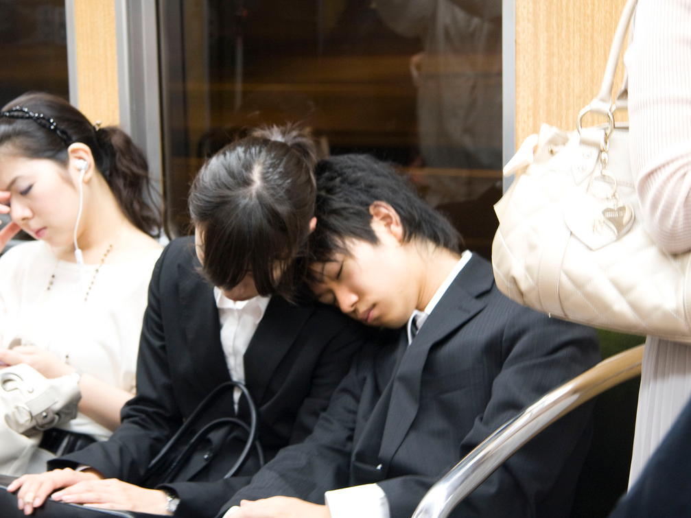 Experts Say Working Overtime Is Causing Malaysians To Go Mental And Die Early - World Of Buzz 1