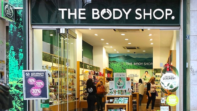 Famous Malaysian Photographer Accuses Body Shop Paris for "Racial Abuse" - WORLD OF BUZZ 4