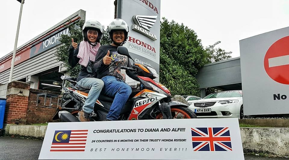 Inspiring M'sian Couple Rode a Kapcai for More Than 27,000KM From Klang to Europe - WORLD OF BUZZ