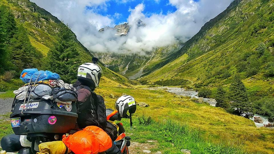 Inspiring M'sian Couple Went on An Epic Trip Riding a Kapcai From Klang to Europe - WORLD OF BUZZ