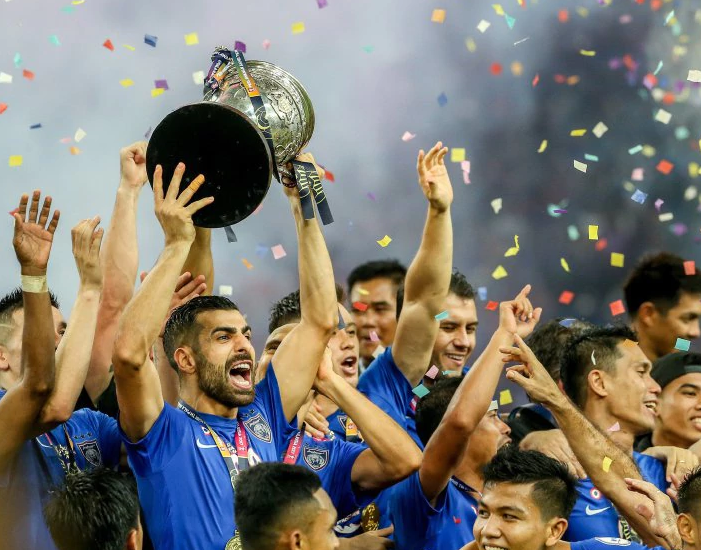 Johor's Football Team Is Donating Malaysia Cup Prize Money to Help Penang Flood Victims - WORLD OF BUZZ 4