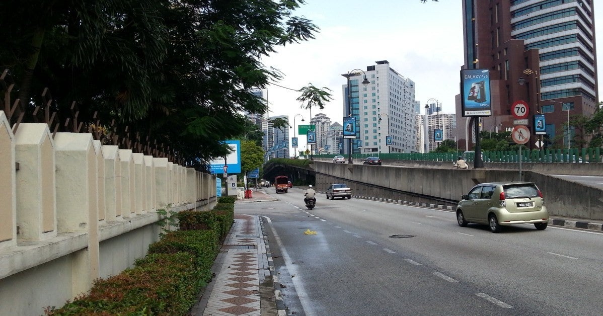 KL Drivers Take Note: These Roads Are Being Closed Due to Jalan Tun Razak Upgrades - WORLD OF BUZZ 2