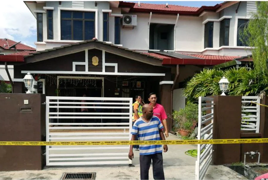 M'sian Father Suspected Of Killing 3 Young Children Before Hanging Himself Due To Financial Problems - World Of Buzz 1
