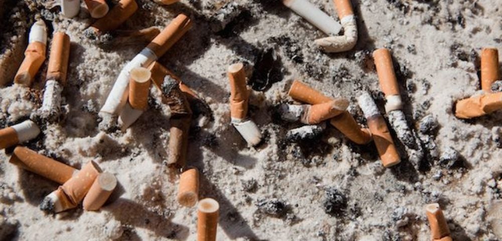 Thailand's Smoking Ban On Beaches Start In November, Offenders Face 1 Year In Jail - World Of Buzz 1