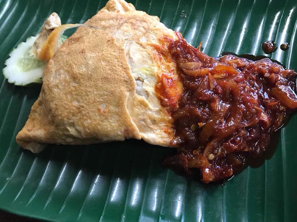 Tired of 'SIM Card Eggs' on Your Nasi Lemak? This Stall in Kajang is Here For You! - WORLD OF BUZZ 2