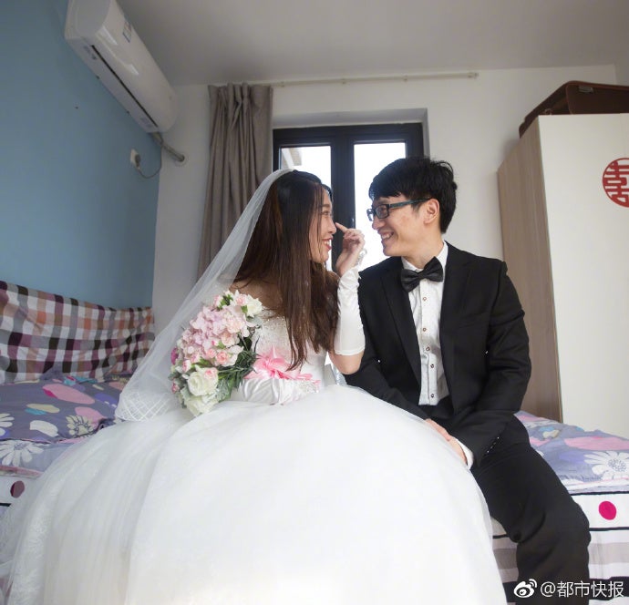 Young Couple's Wedding Ceremony That Only Cost Rm1,300 Shocks Netizens - World Of Buzz 1