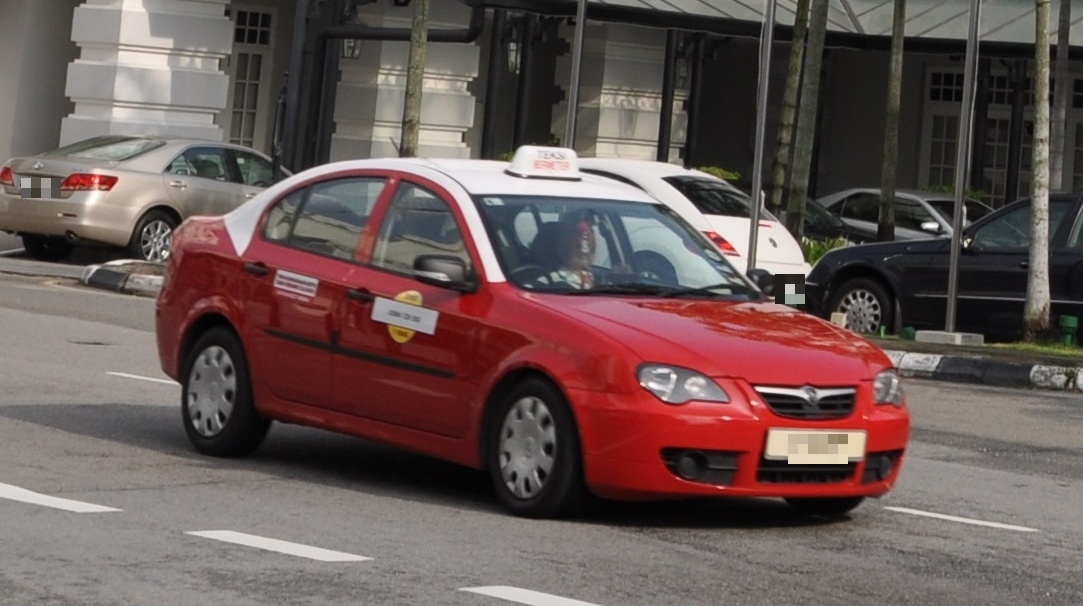 Dishonest Taxi Driver Threatens Passenger with Knife to Pay RM6,000 for 7KM Ride - WORLD OF BUZZ 2