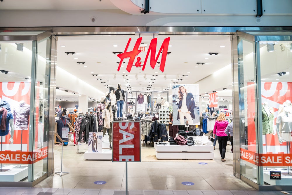 H&M Announces That They Will Be Closing More Physical Stores Due to Declining Sales - WORLD OF BUZZ 1