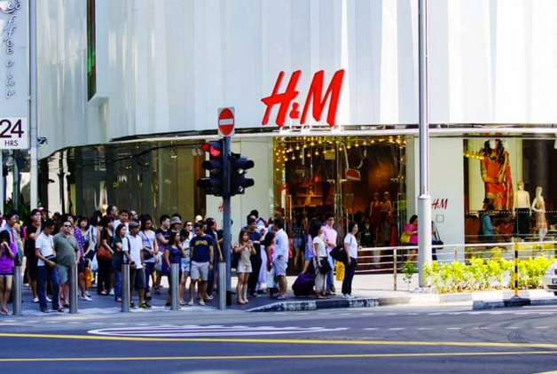 H&M Announces That They Will Be Closing More Physical Stores Due to Declining Sales - WORLD OF BUZZ