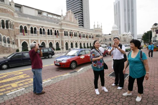 Malaysia Might Have Lost Over 300,000 Tourists In 2017 Due To Tourism Tax - World Of Buzz 1