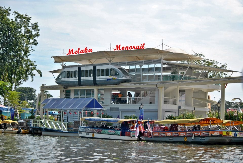 Melaka's Monorail Reopening After 4 Years Hiatus, M'sians Don't Know What To Feel - World Of Buzz 2