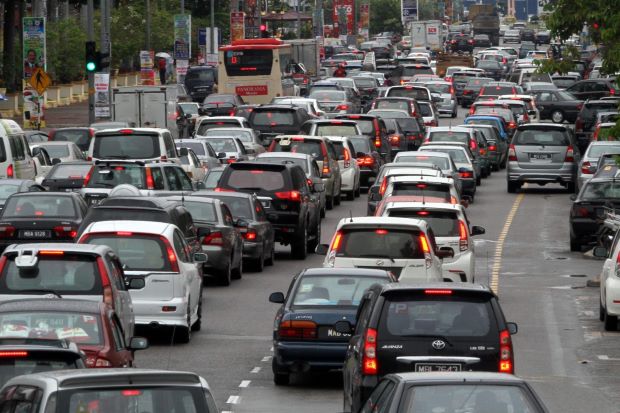 Study Shows That KL-ites Spend 53 Minutes Stuck in Traffic Jams Everyday - WORLD OF BUZZ 3