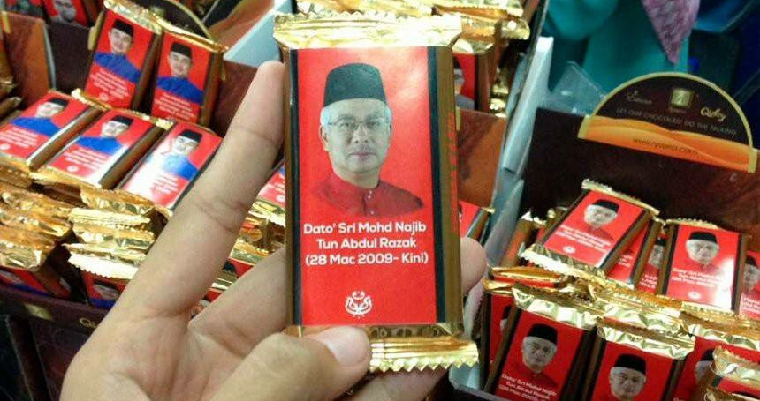 These Rm3 Chocolates With Pm Najib'S Face Are So Popular They Sold Out In Days! - World Of Buzz