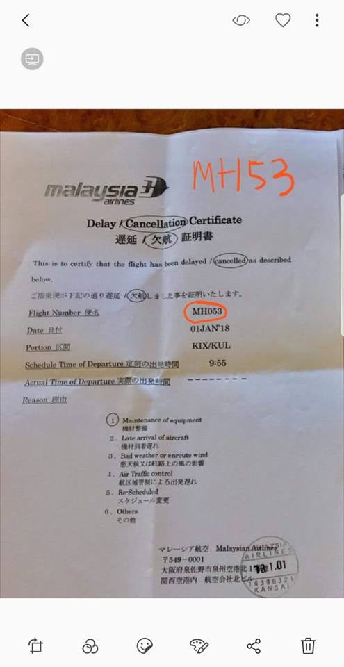 Angry Passengers Experienced Unexplained Delays for Days, Malaysia Airlines Finally Apologises - WORLD OF BUZZ 1