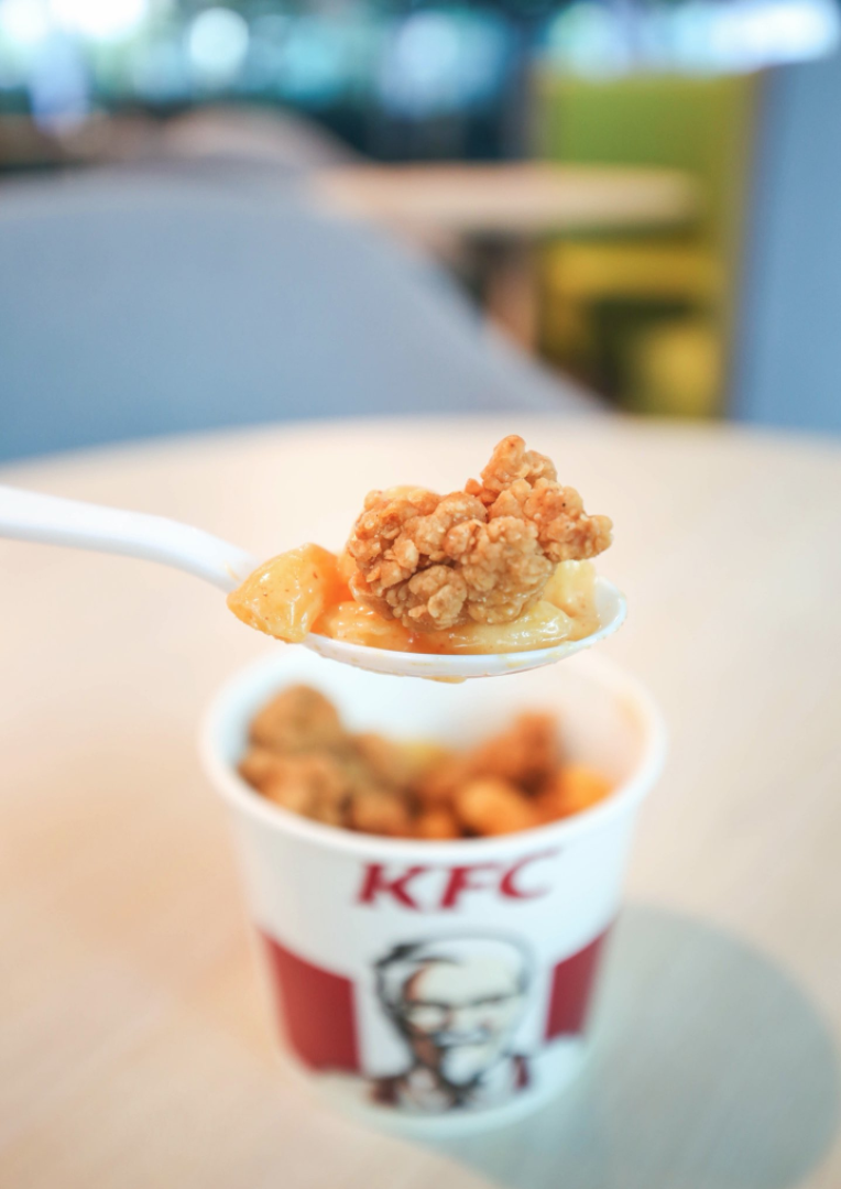 KFC Singapore Just Started Serving Mac 'N Cheese with Popcorn Chicken And We're Jealous AF - WORLD OF BUZZ 3