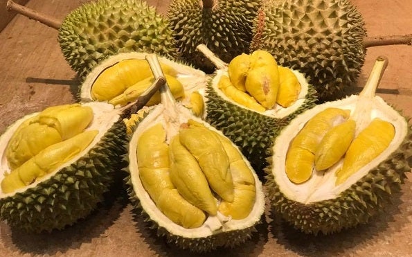 Malaysians Should Never Ever Pair Durian With Alcohol, Here's Why - WORLD OF BUZZ 1
