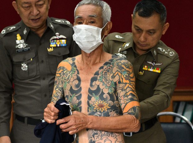 Photos Of Tattooed Old Japanese Man Go Viral, Turns Out He's a Wanted Yakuza Member! - WORLD OF BUZZ