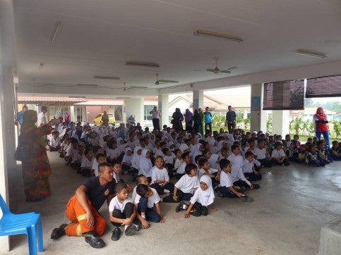 Starting 2018, Putrajaya Schools to Abolish Class Streaming System to Attain Better Grades - WORLD OF BUZZ 3