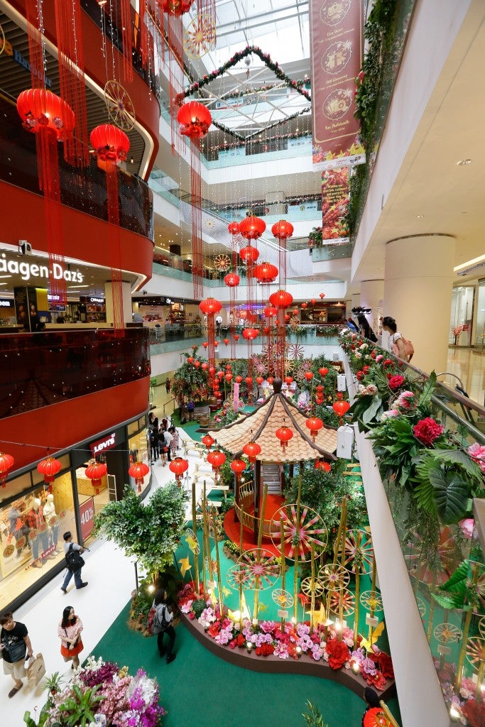 [TEST] Flower Markets, Spring Bazaars, and 6 'Walaoweh' Things This Mall Has for CNY 'Til 25th Feb! - WORLD OF BUZZ 2