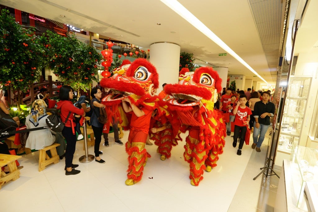 [Test] Flower Markets, Spring Bazaars, And 6 'Walaoweh' Things This Mall Has For Cny 'Til 25Th Feb! - World Of Buzz 8