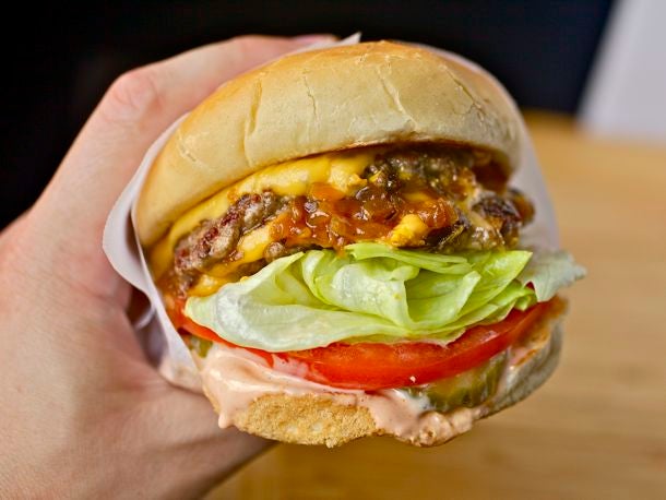 There's Going to Be An In-N-Out Burger Pop Up Stall in PJ Tomorrow! - WORLD OF BUZZ 3