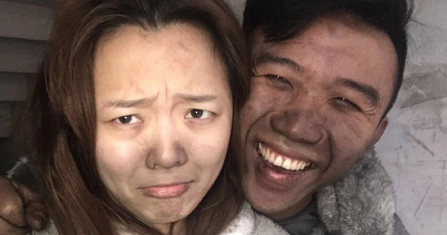 This Couple Decided To Take Cheerful Selfies After Their Home Almost Burnt Down - World Of Buzz