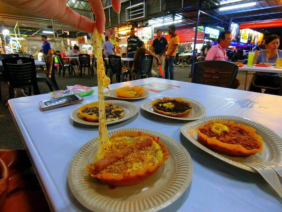 This Stall in Penang Sells Over 46 Different Flavours of Apom Balik! - WORLD OF BUZZ 7