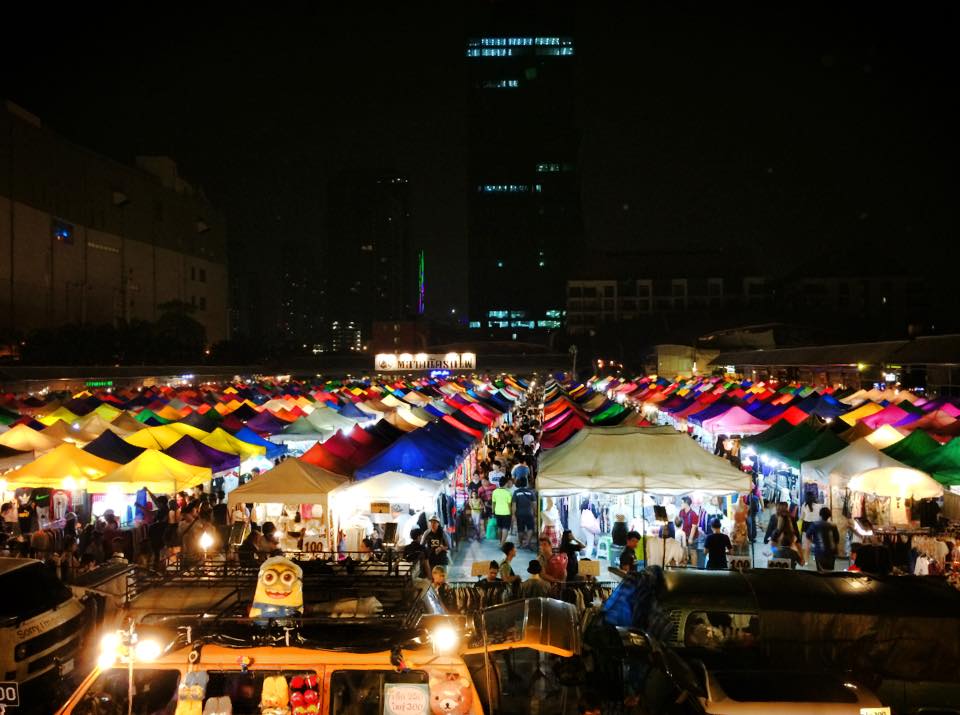 XX Awesome Night Markets in Bangkok You Must Visit for A Complete Experience - WORLD OF BUZZ 1