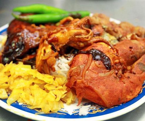 Did You Know Nasi Kandar Was Actually a Breakfast Meal? - WORLD OF BUZZ 3