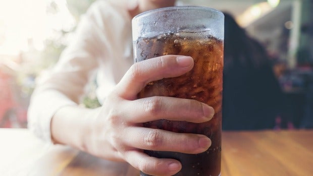 Drinking One Soft Drink Daily Can Lower Chances Of Getting Pregnant, Study Shows - World Of Buzz